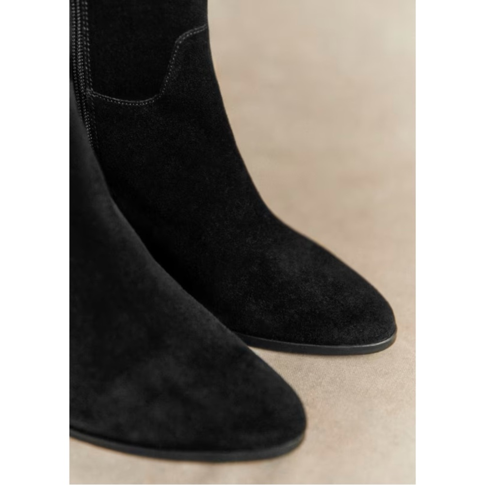 Sezane Black Suede Leather Adele Boots Classic He… - image 7